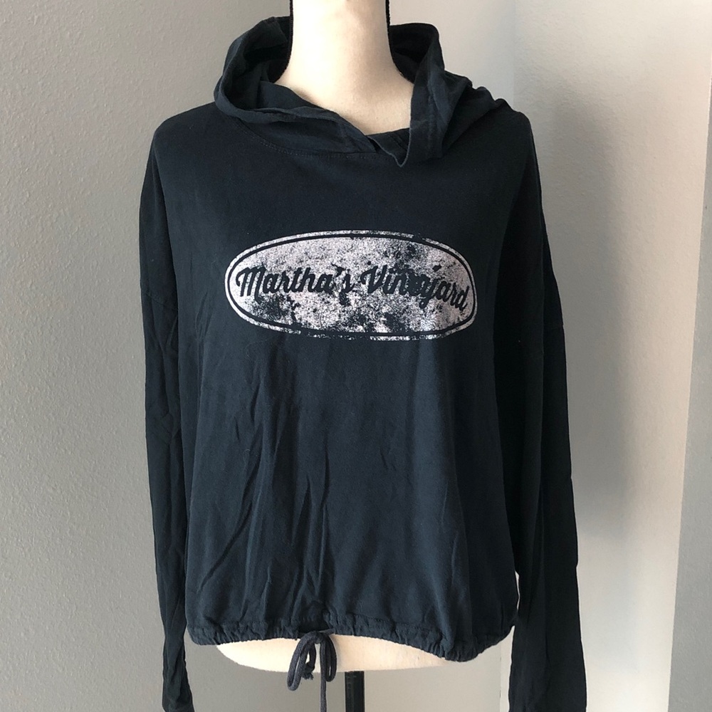 US APPAREL Martha's Vineyard pullover hoodie with a distressed oval logo | XL